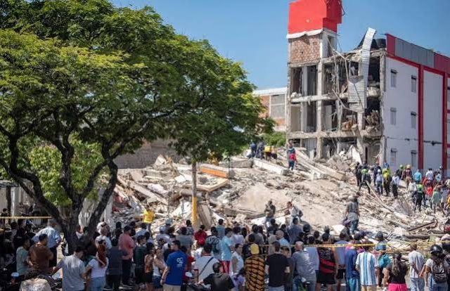 Colombia Earthquake: कोलंबिया में सबसे शक्तिशाली भूकंप से अब तक 132 मौतें, 570 से ज्यादा लोग घायल, रेस्क्यू ऑपरेशन जारी
