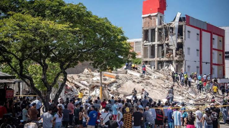 You are currently viewing Colombia Earthquake: कोलंबिया में सबसे शक्तिशाली भूकंप से अब तक 132 मौतें, 570 से ज्यादा लोग घायल, रेस्क्यू ऑपरेशन जारी