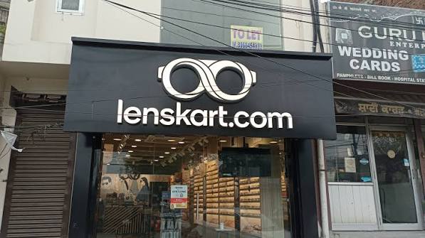 Lenskart Share Price: शानदार मुनाफे के बाद शेयर ₹600 के पार, ब्रोकरेज को भी आगे तेजी की उम्मीद