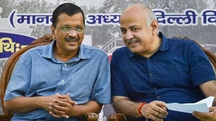 You are currently viewing Excise Case: केजरीवाल और सिसोदिया ने दिल्ली हाईकोर्ट से CBI की याचिका खारिज करने की मांग की