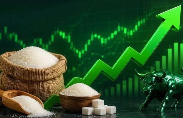 Sugar Stocks Crash: ड्यूटी-फ्री चीनी इंपोर्ट की मंजूरी से शुगर शेयरों में भारी गिरावट, Balrampur Chini भी धड़ाम