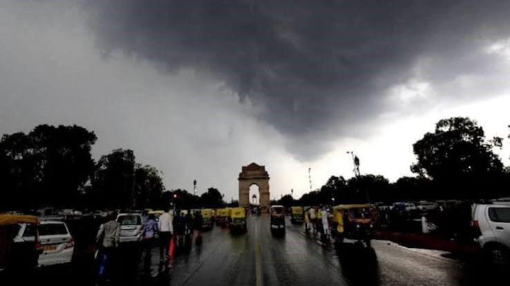 Weather Alert: दिल्ली-NCR में अचानक बदला मौसम, यूपी-बिहार समेत इन राज्यों में आंधी-तूफान का अलर्ट